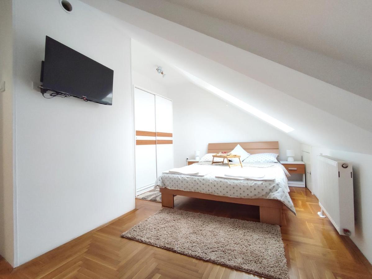 Apartman Ns Dan Private Parking Novi Sad Dış mekan fotoğraf
